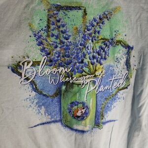 SOLD NWT Bucees Bloom Where You Are Planted Texas XL Tee